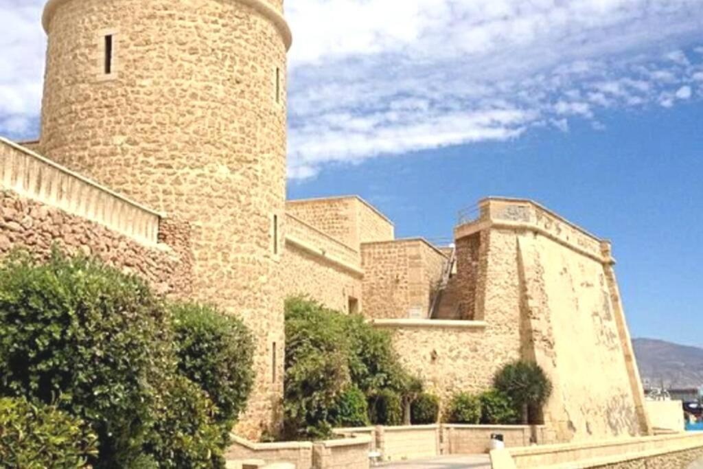 A 600 M De La Playa Y El Castillo Santa Ana Roquetas de Mar Esterno foto